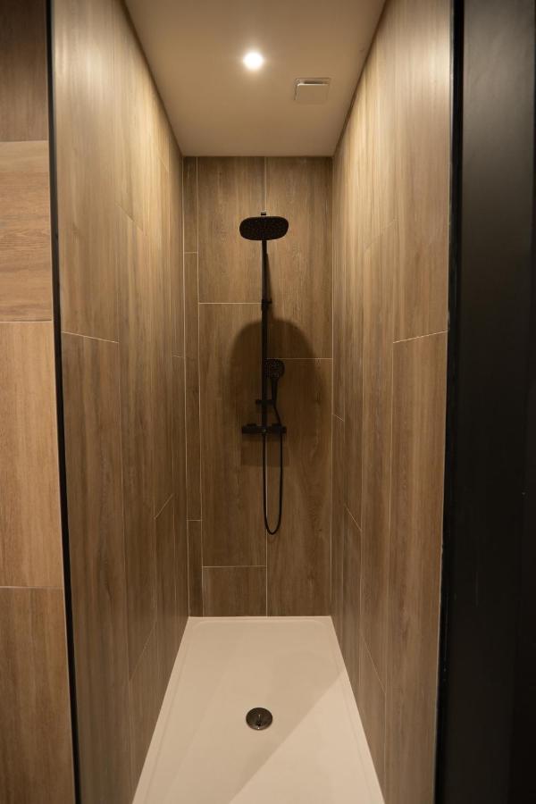 Apartamento Capsule Japon - Jacuzzi - Netflix & Ecran Cinema - Xbox Trith-Saint-Leger Exterior foto